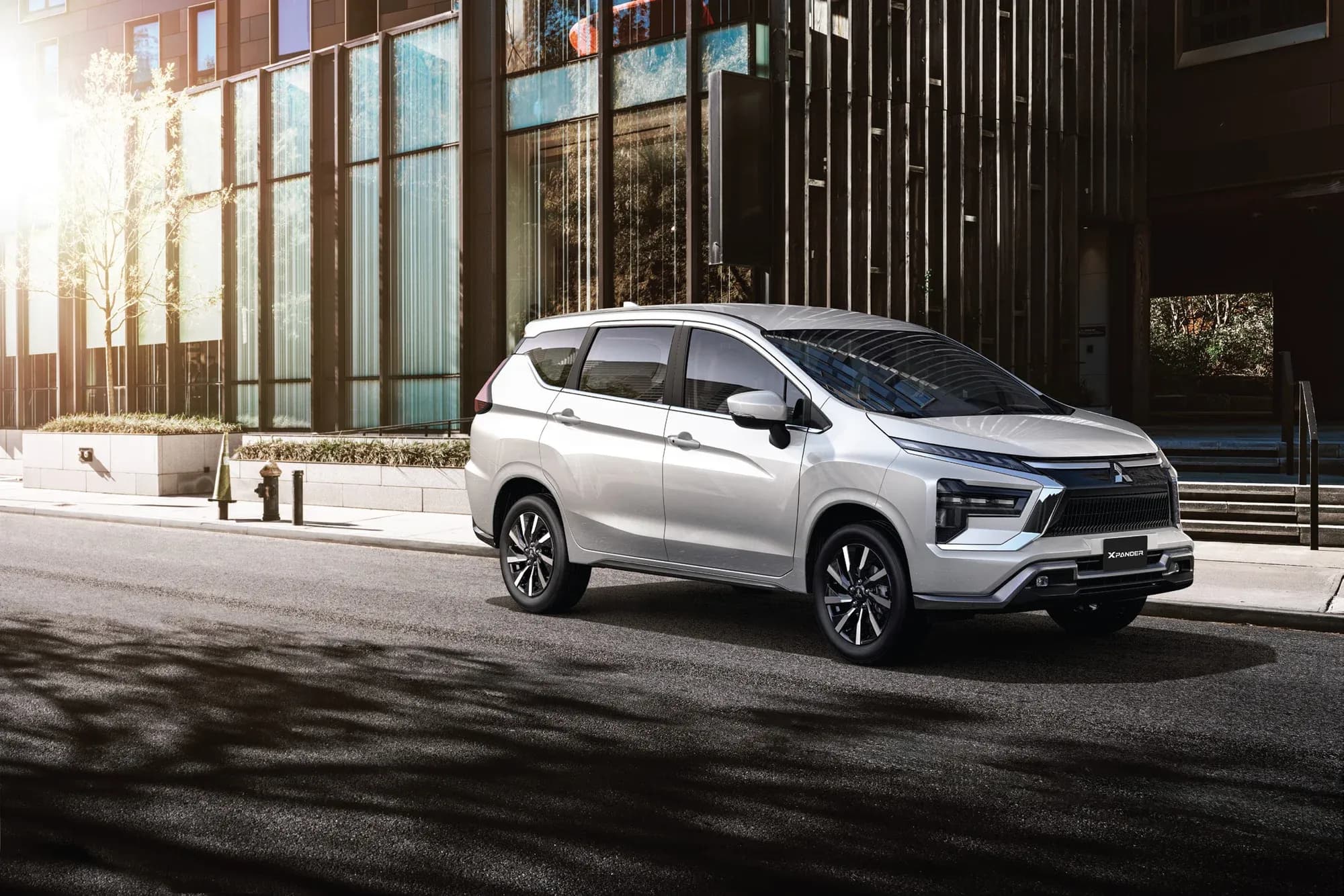 Mitsubishi Xpander AT Premium — ngoại thất tham khảo